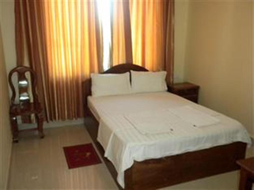 Nyny Hotel Kampot Zimmer foto
